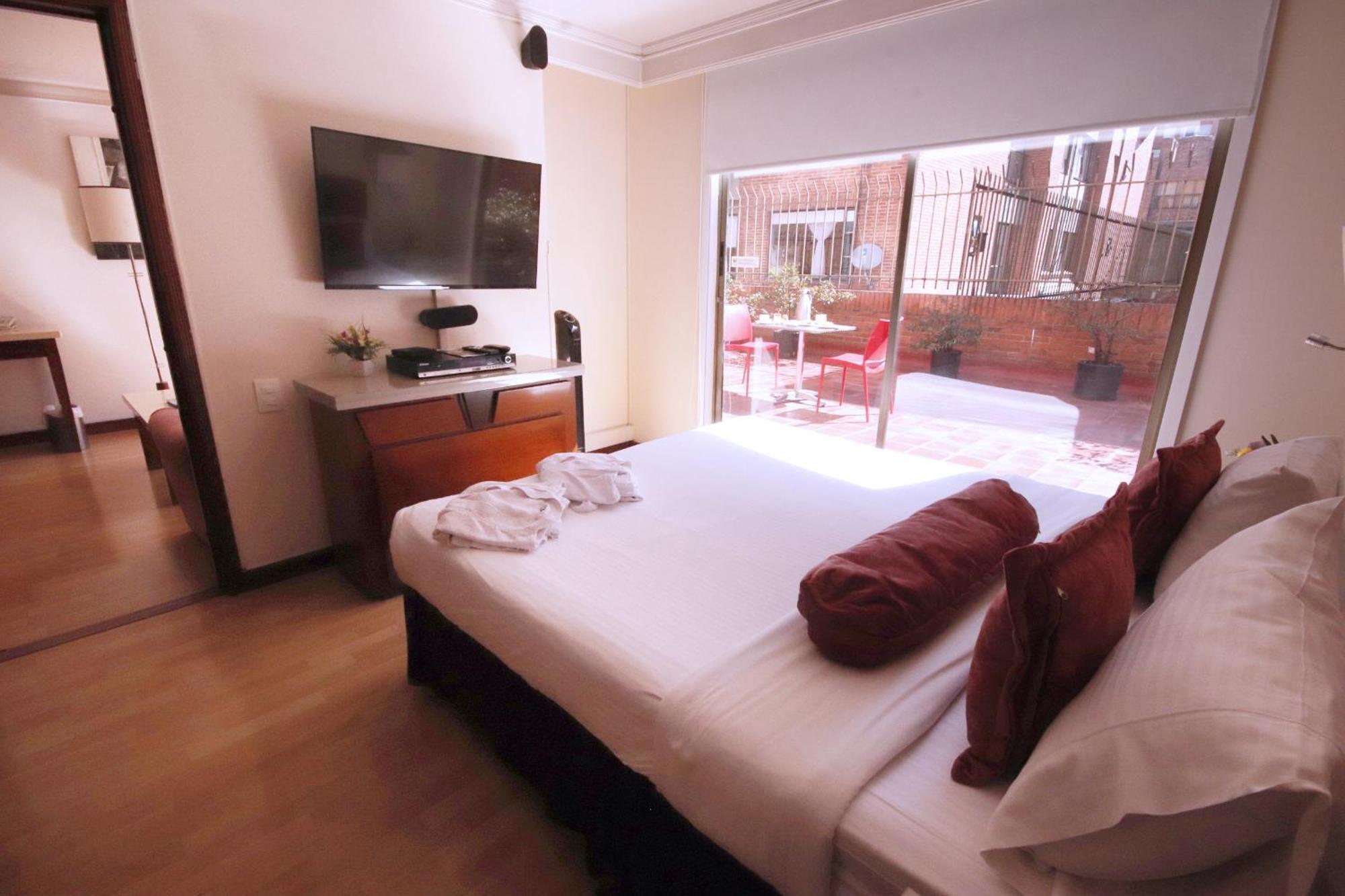 Lancaster House Hotel Bogota Exterior photo