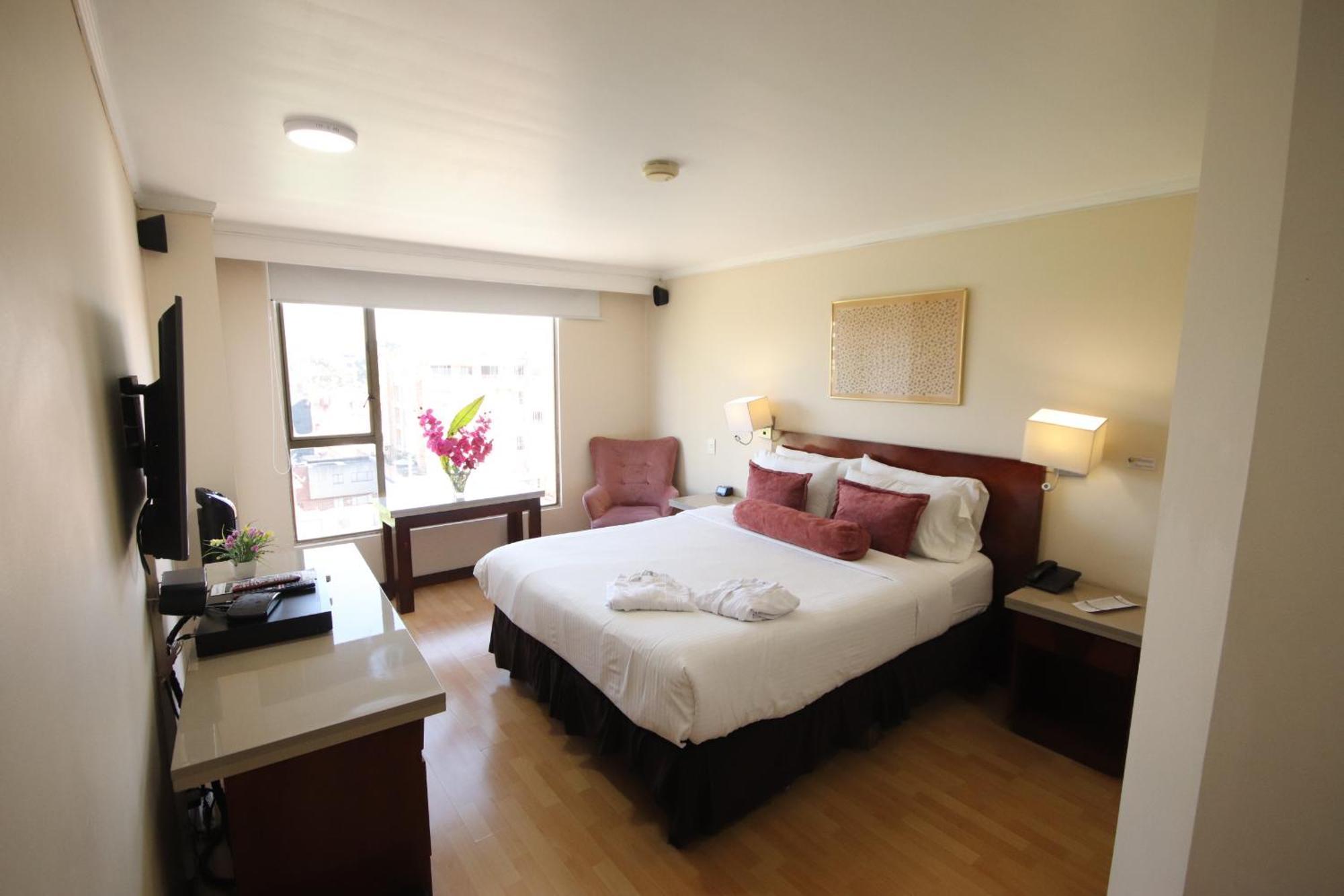 Lancaster House Hotel Bogota Exterior photo
